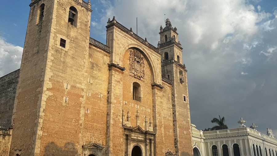 Explore important architecture and ancient ruins