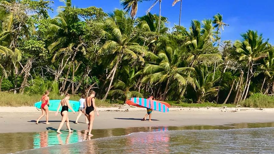 Tropisk strand på Costa Rica