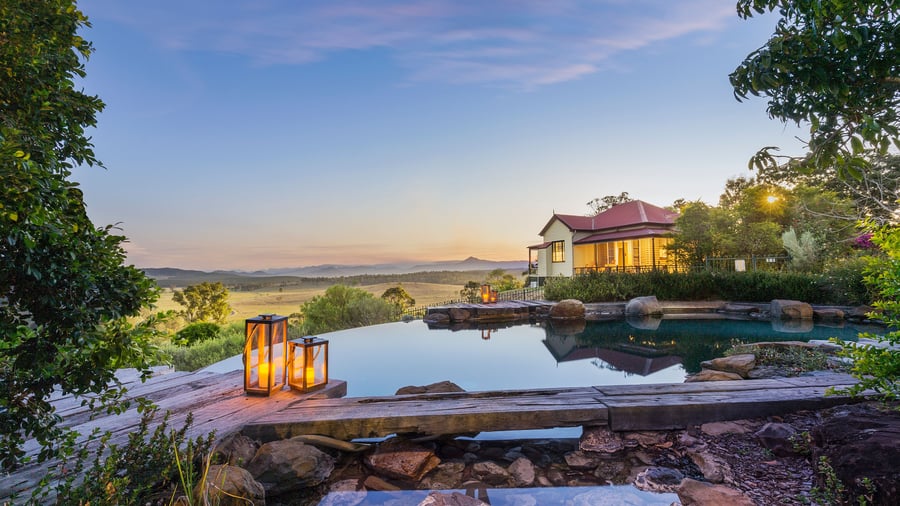 Der findes også mere luksuriøse resorts