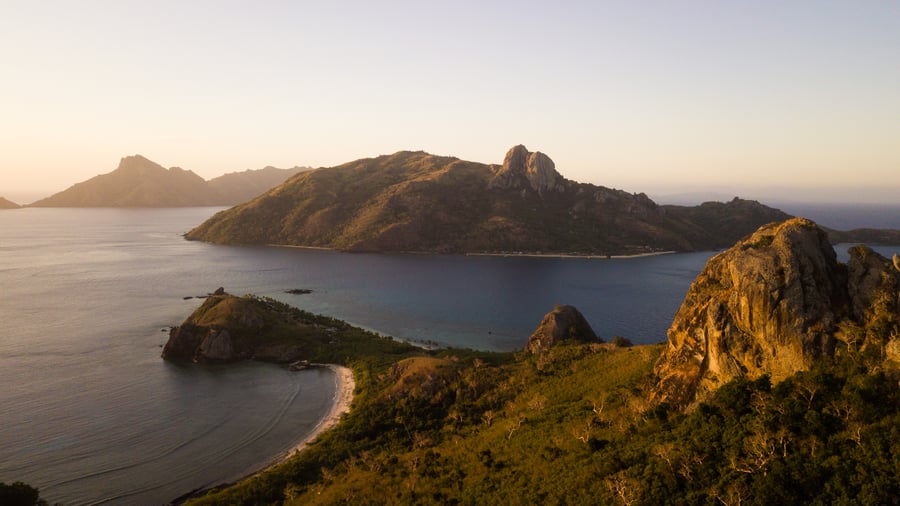 Hiking in Fiji 