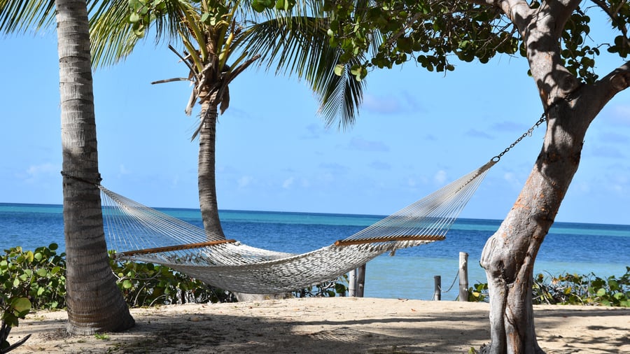 Mærk den afslappede atmosfære og caribiske charme