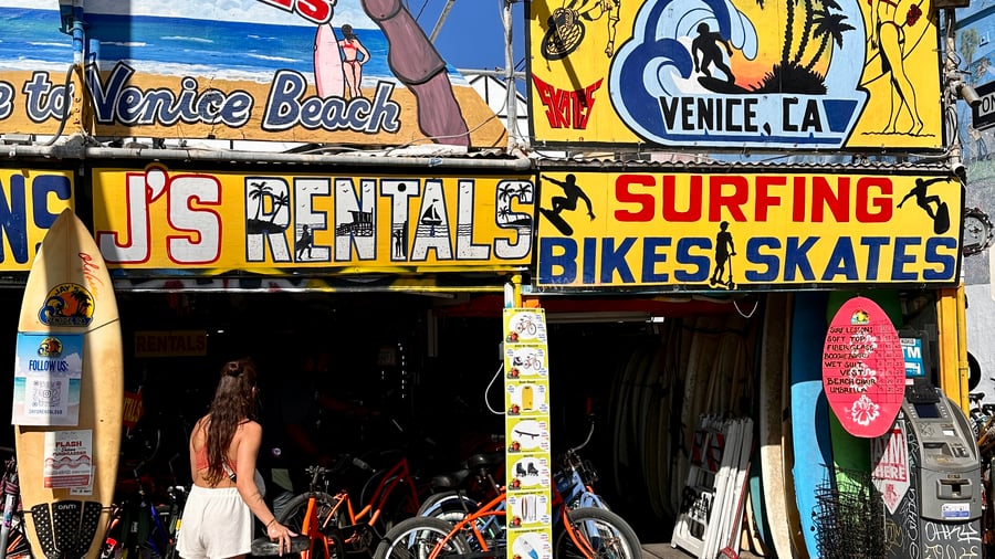 Bike rental in Venice Beach