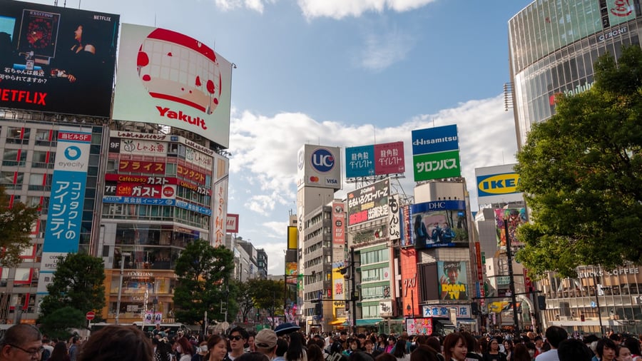 City area in Japan buzzing with people