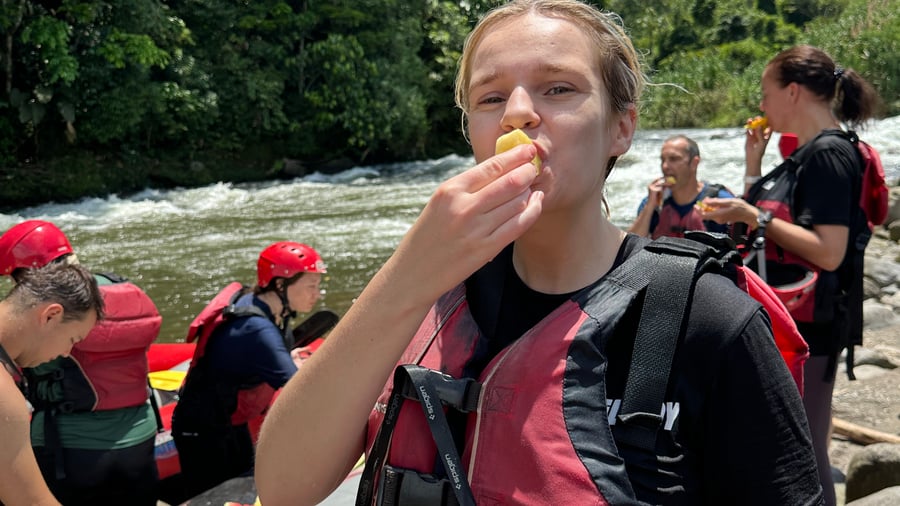 Känn adrenalinet pumpa på ett rafting-äventyr!