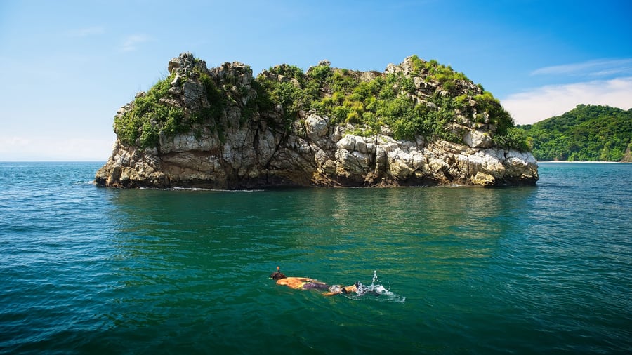 Combine incredible nature with a diving trip
