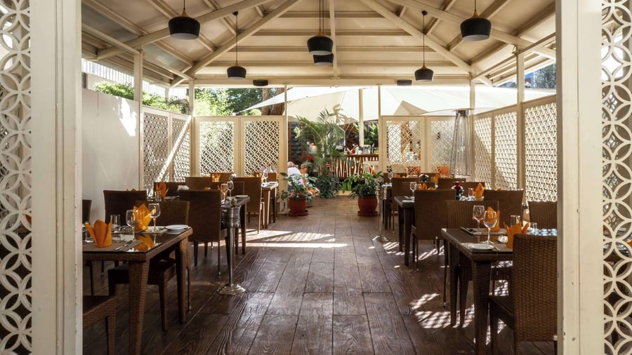 God plads i restauranten