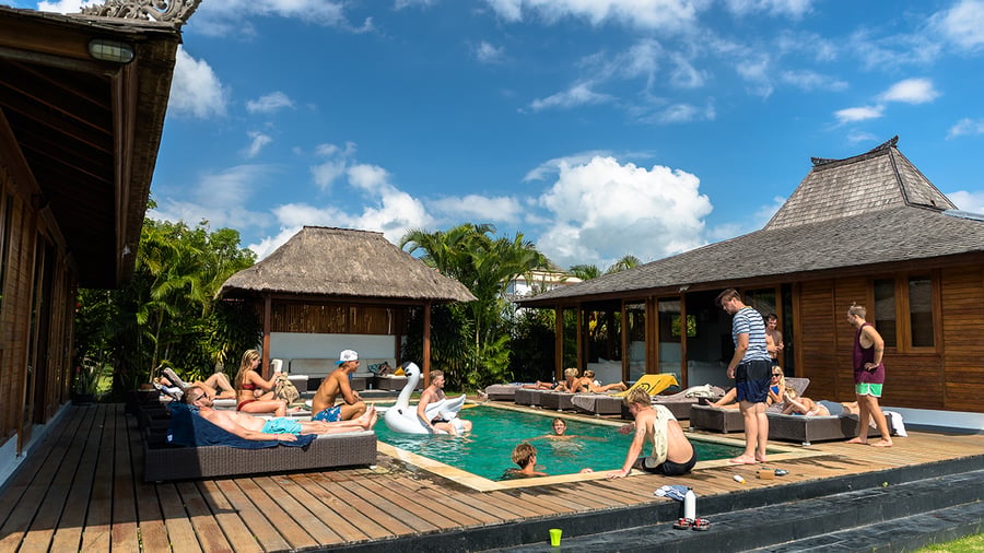 Surf camp in Bali