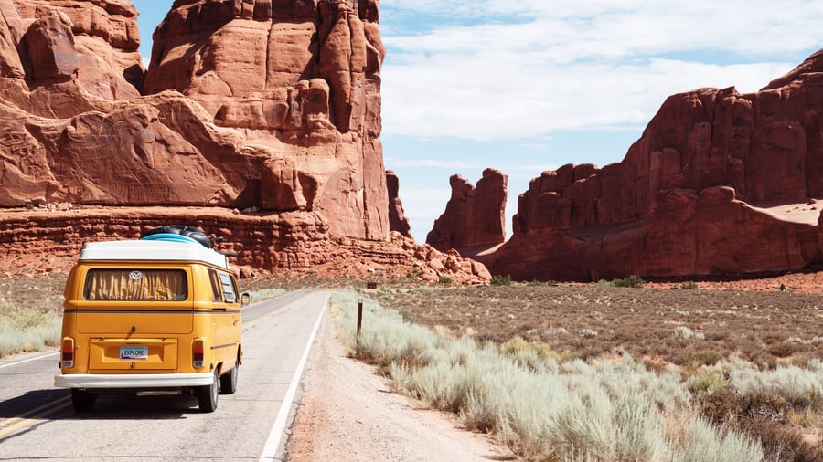 På väg mot Arches National Park vid Moab, Utah