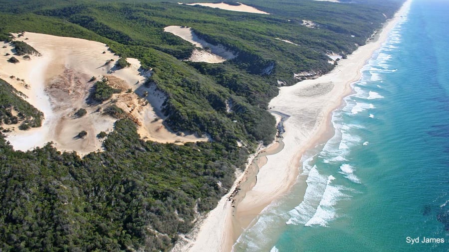 Make a stop at Fraser Island