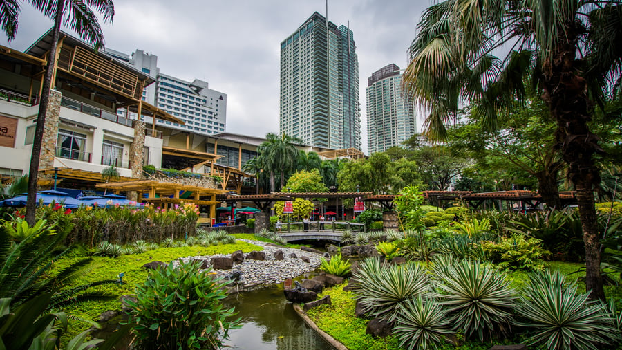 Touch down, settle in and start exploring Manila.