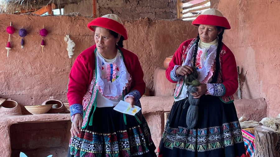 Women in traditional clothes