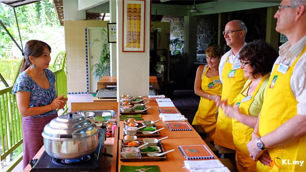 Try a cooking class.