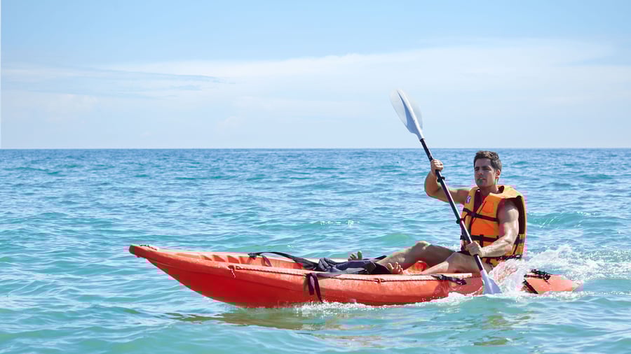 I kajak ved Rawi Warin Resort