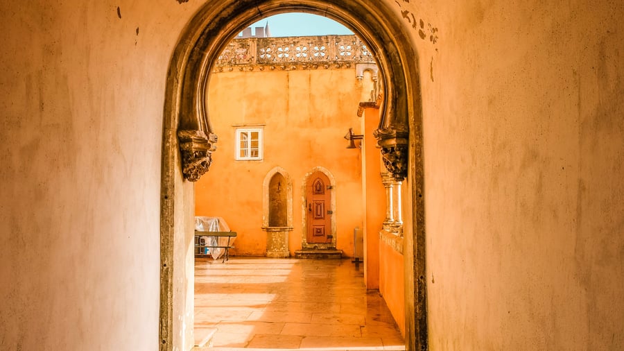 Portugal-Sintra_alice-fdPpoY644v8-unsplash
