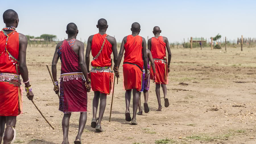 Mød masai-folket i deres røde dragter