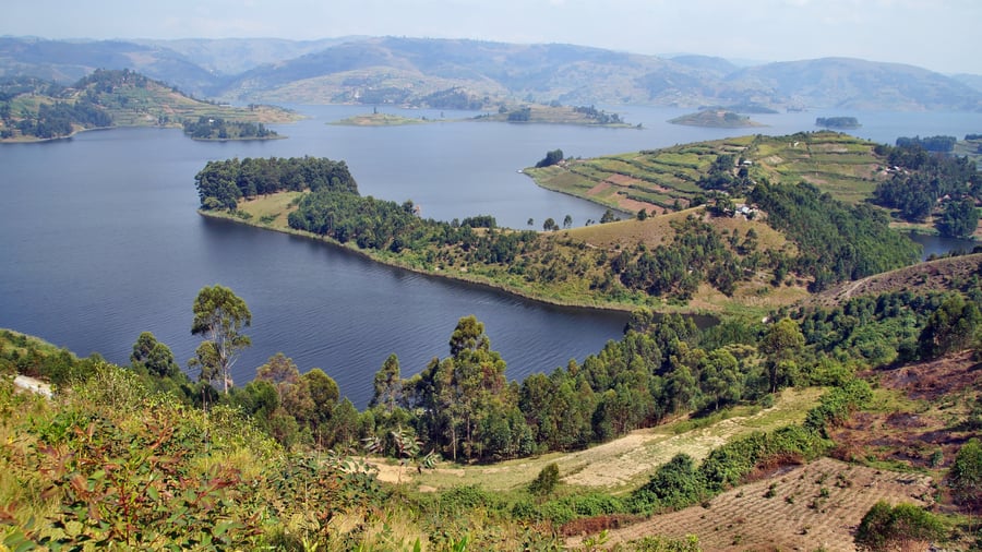 Lake Bunyonyi i Uganda