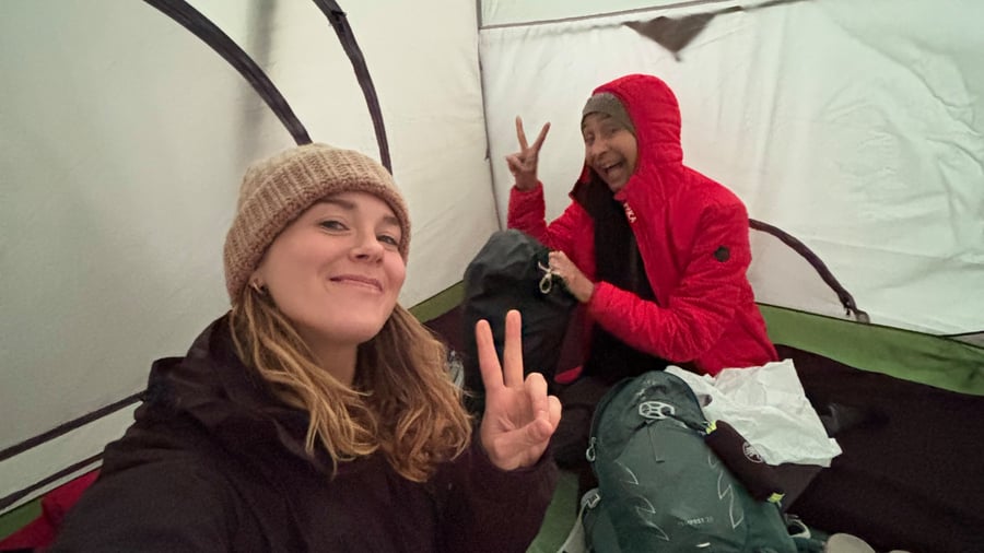 Make friends during a group tour