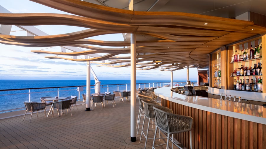Njut av sista morgonen ombord på Celebrity Summit