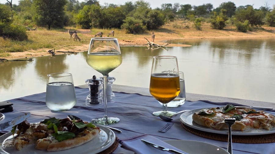 Waterside lodge i Kruger