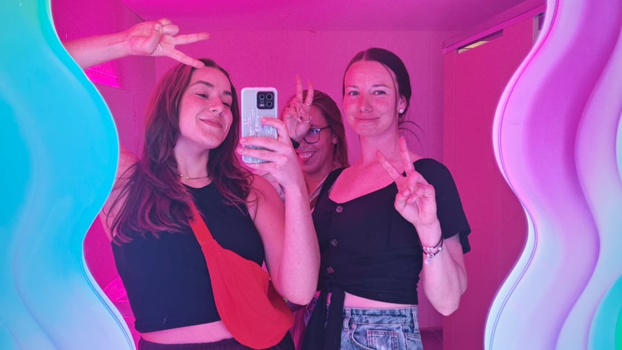 Enjoy the karaoke scene