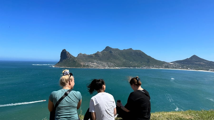 Reis met een groep langs de kust van Zuid-Afrika