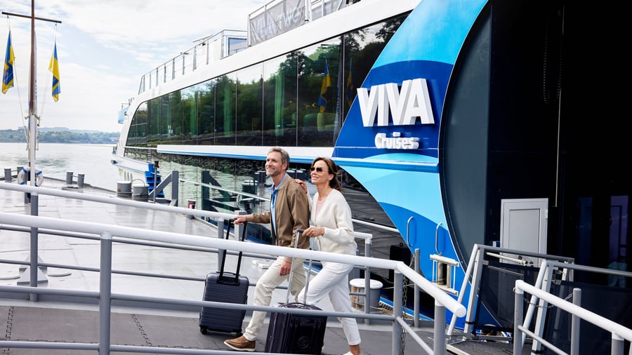 Glade rejsende efter et flodkrydstogt med VIVA