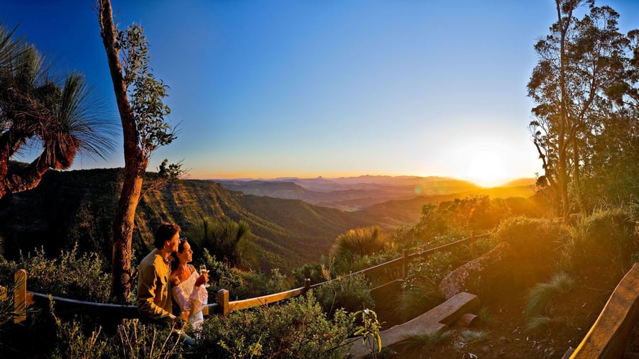 Utsikt over Lamington National Park ved solnedgang
