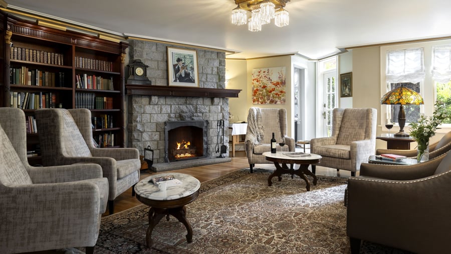 Et lille bibliotek på Abigail's Hotel i Victoria