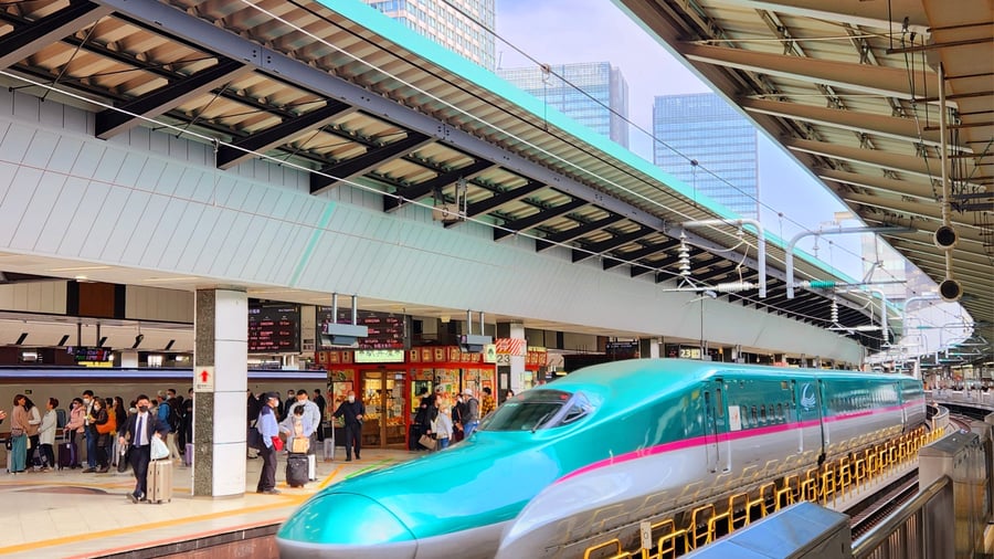Kom hurtigt og komfortabelt rundt med Shinkansen