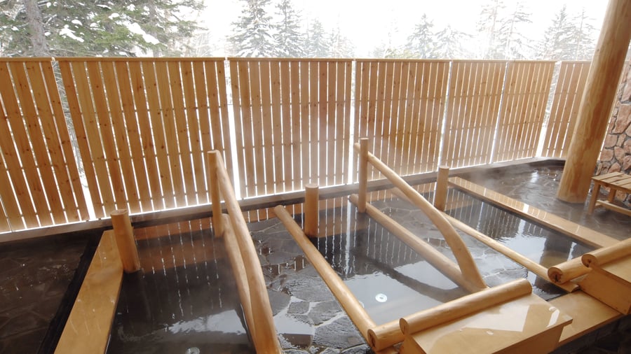 Udendørs onsen på La Vista Daisetsuzan