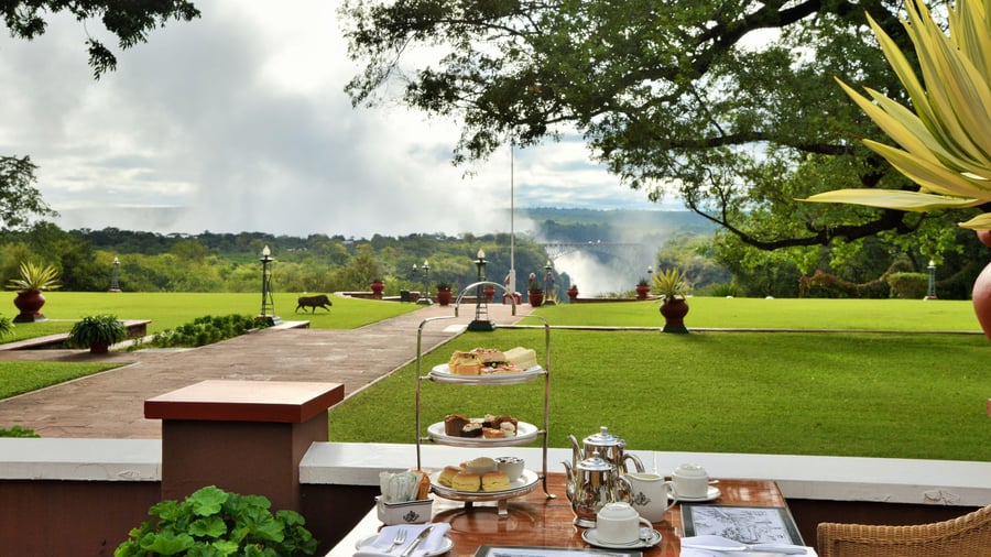 Five o'clock tea på Victoria Falls Hotel