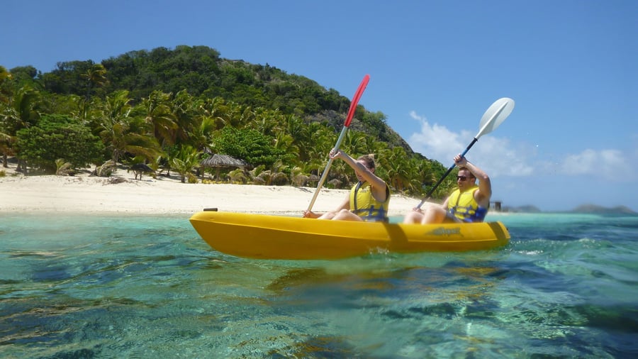 I havkajak ved Matamanoa Island Resort