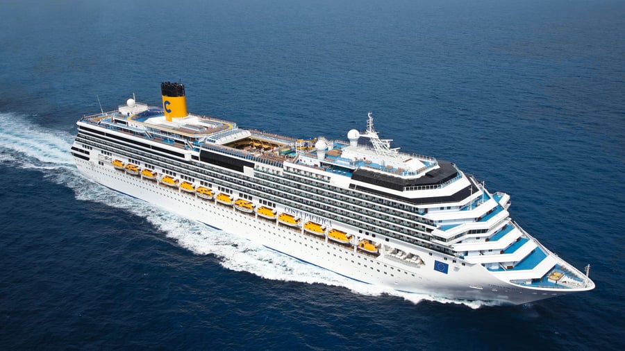 Costa Pacifica set fra oven