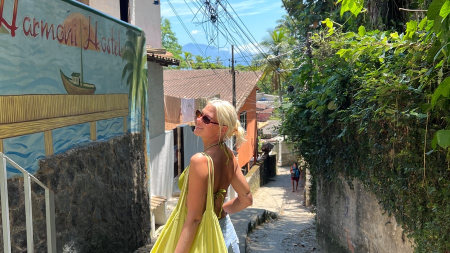 Strolling the streets of Ilha Grande