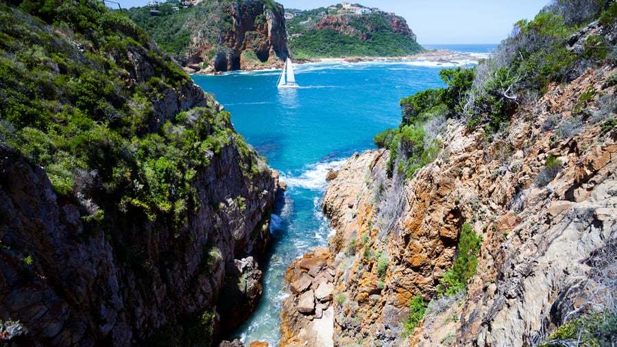 Sydafrika byder også på smukke og rå kyster i f.eks. Knysna