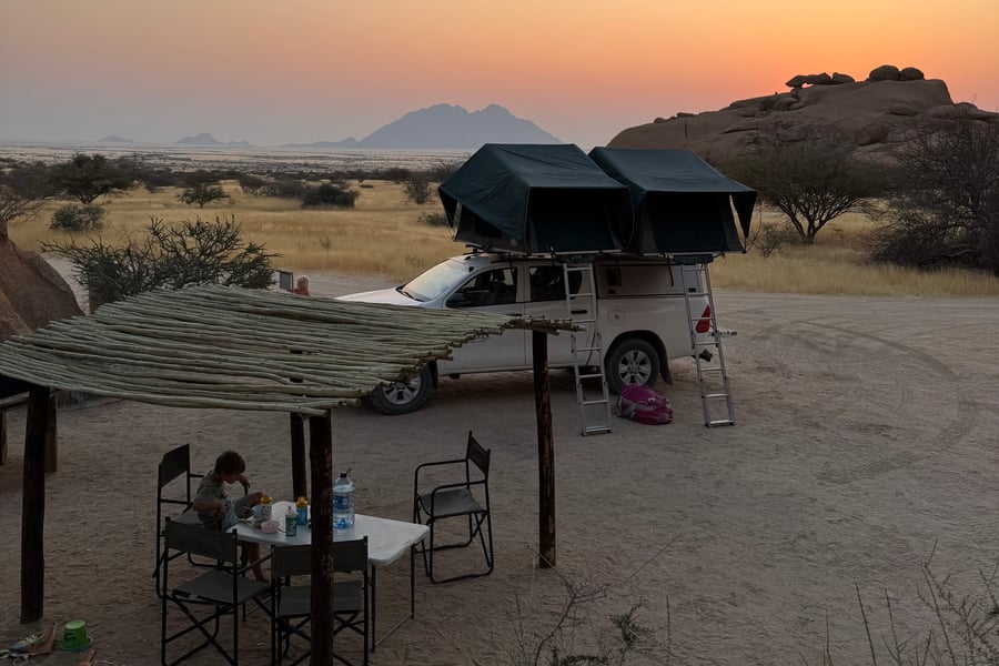 Camping i Namibias storslåede natur