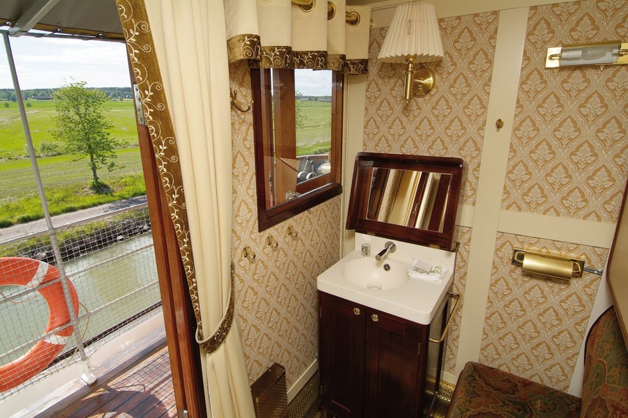 Der er håndvask i kahytten