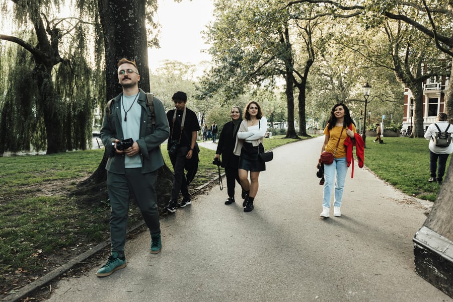 Aikataulu ja apurahan maksaminen