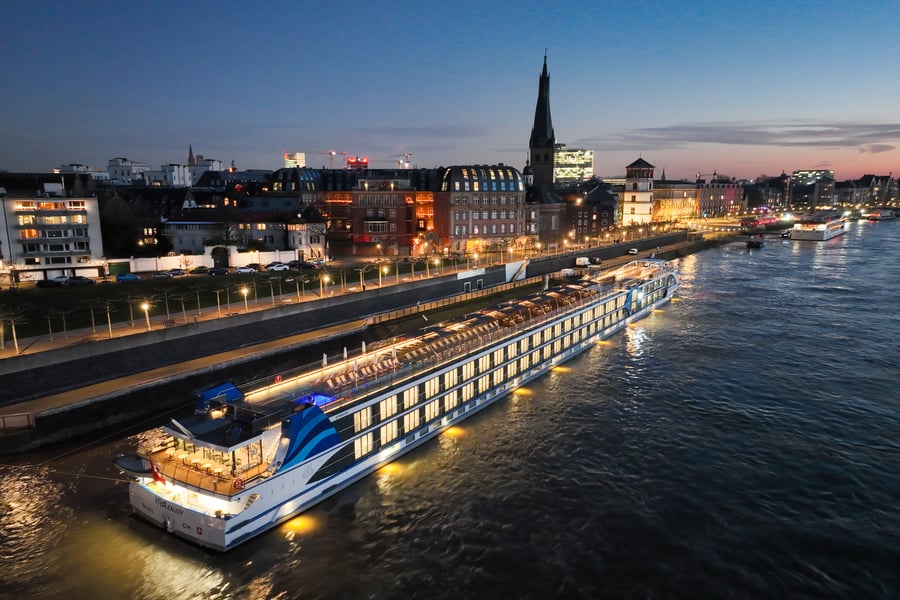 VIVA Enjoy på Rhinen i Düsseldorf
