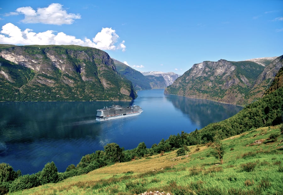 Aurlandsfjord på krydstogt i Norge