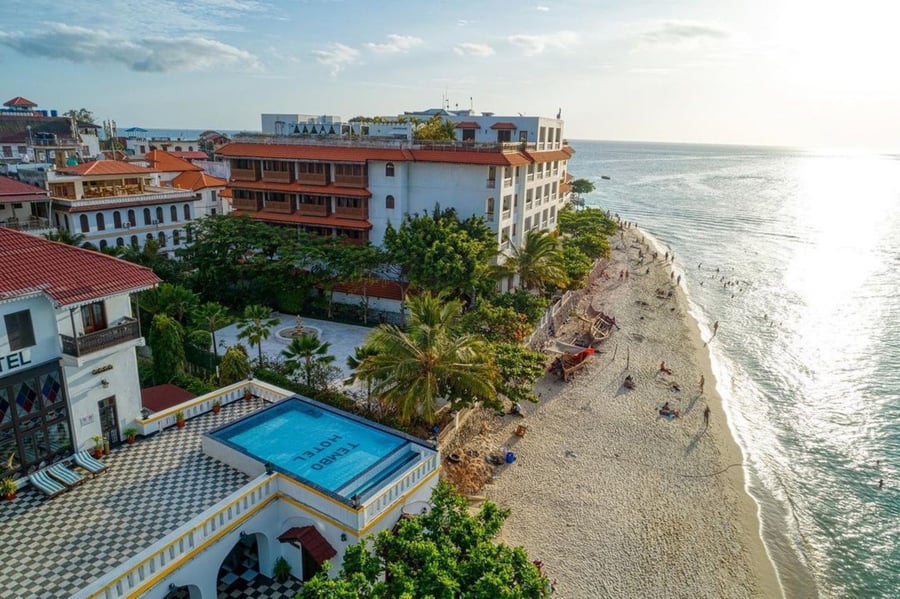 Hotel XX on beach with pool