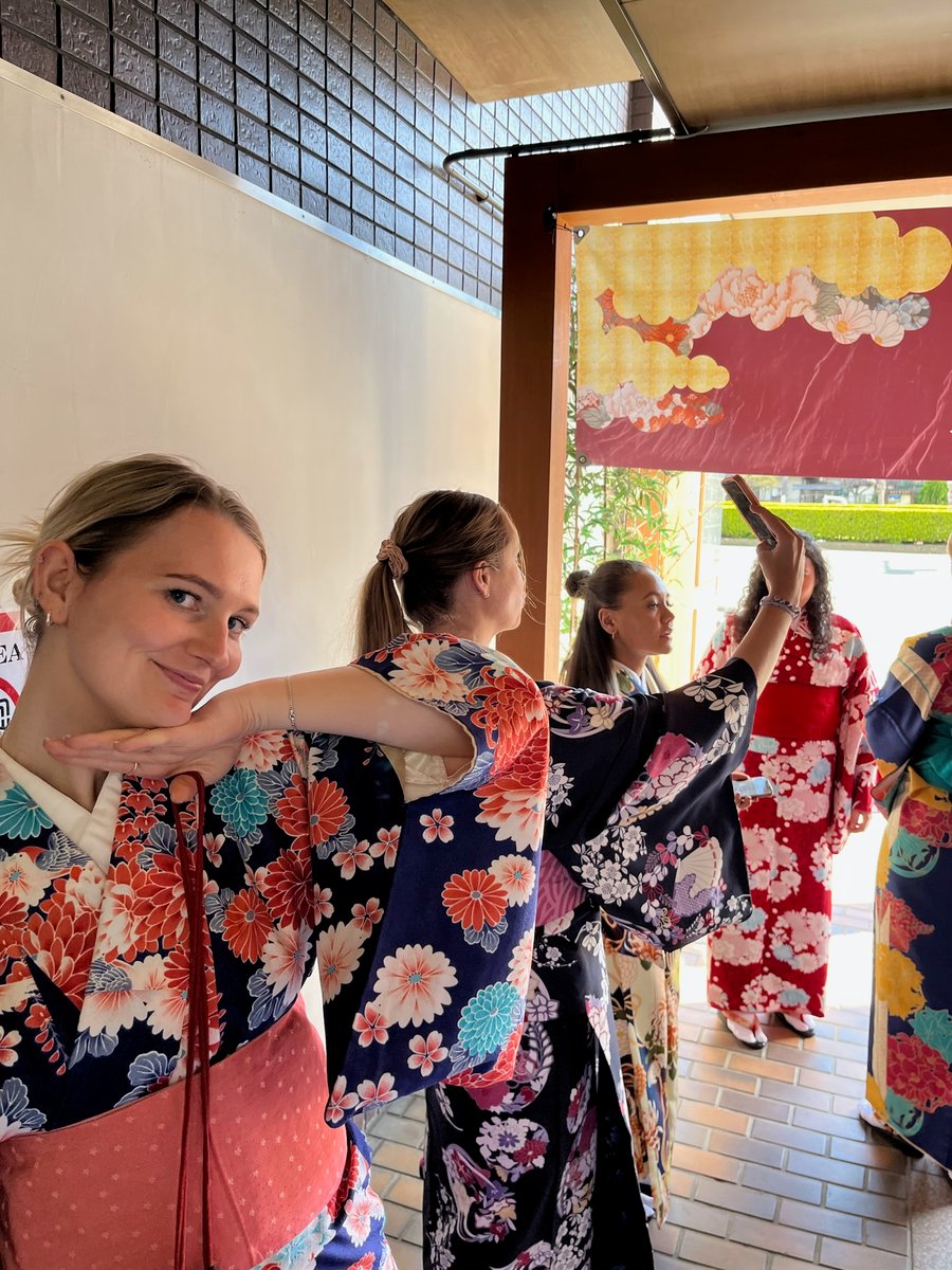 Gruppresor i Japan.